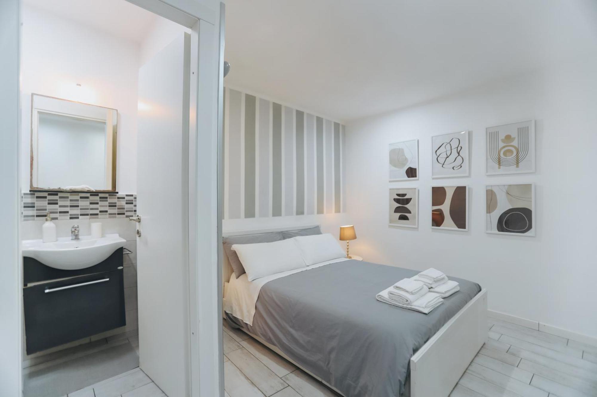 Bnb Quartieri 33 Naples Exterior photo